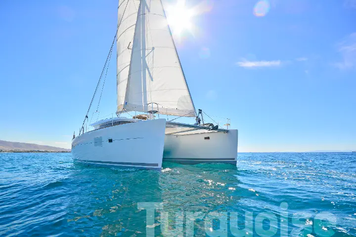 Lagoon 400 S2. - 