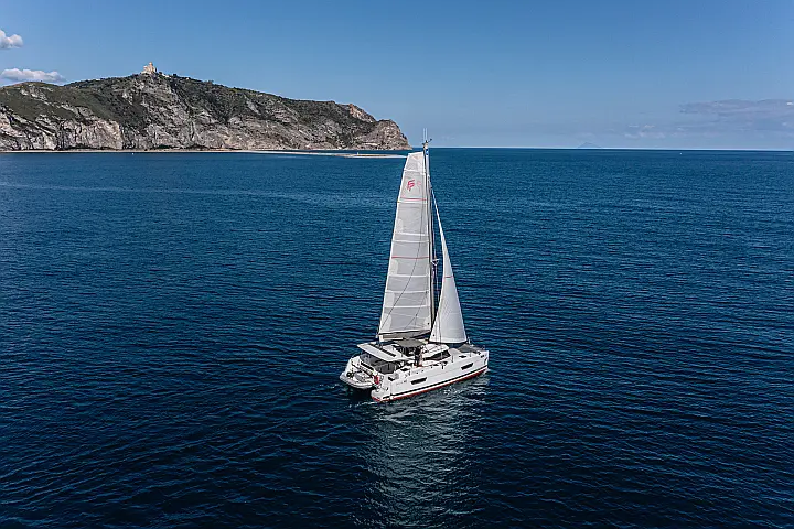 Lucia 40 - 