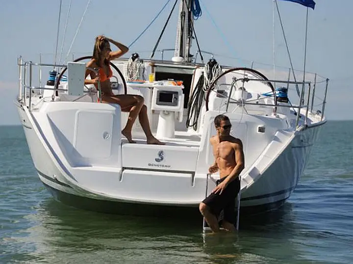 Beneteau Cyclades 43.4 - exterior