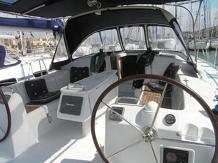 Beneteau Cyclades 43.4 - exterior
