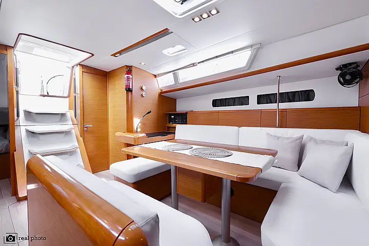 Sun Odyssey 479 - 