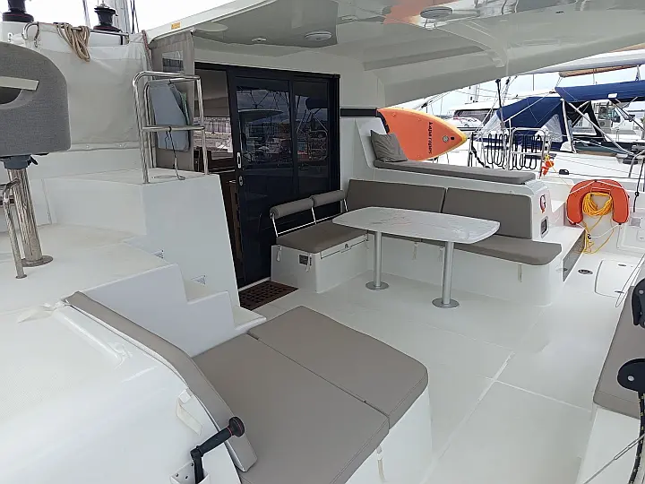 Lagoon 42 - 