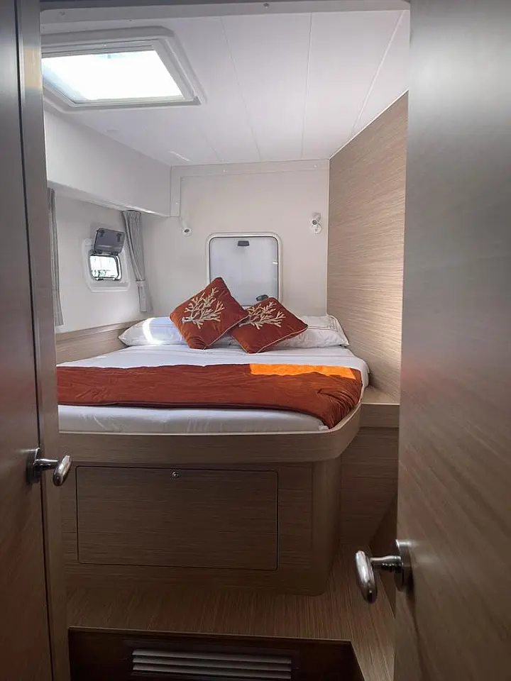 Lagoon 42 - 