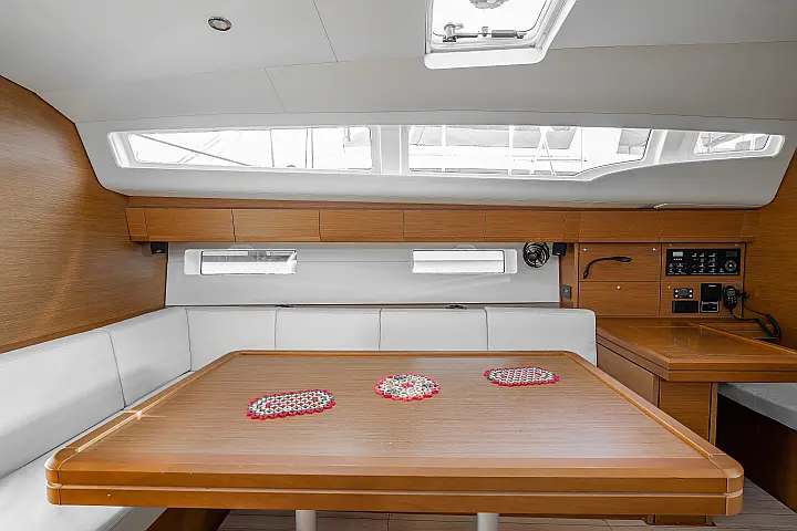 Jeanneau 54 - 