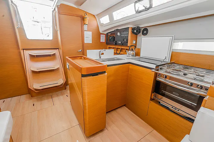 Sun Odyssey 410 - 