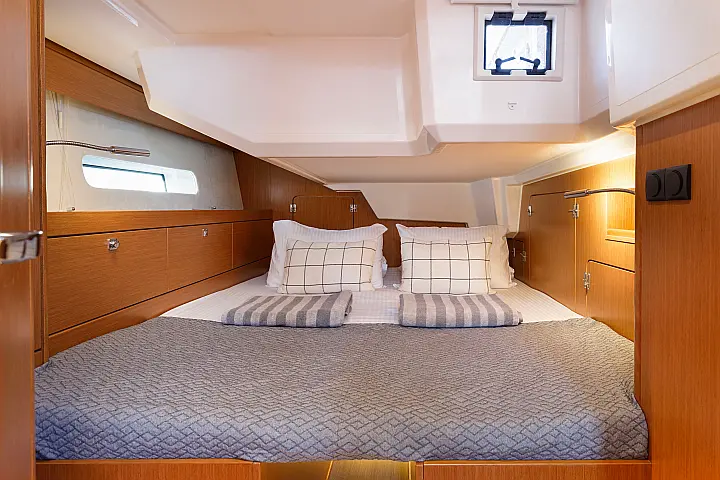 Bavaria C46 - 