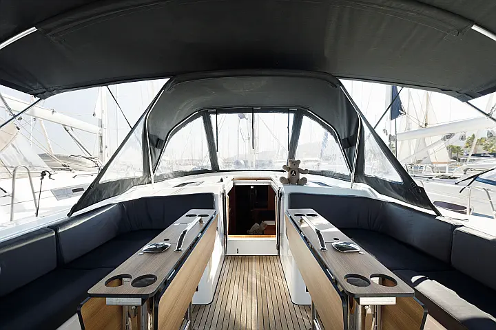 Bavaria C46 - 