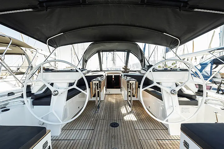 Bavaria C46 - 