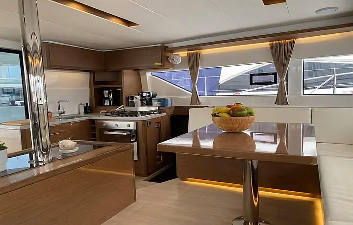 Lagoon 50 - 