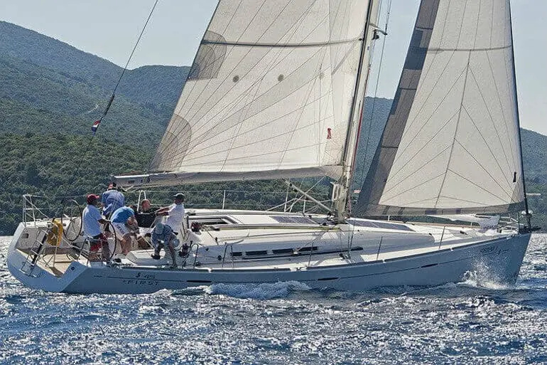 BENETEAU FIRST 45 X 15