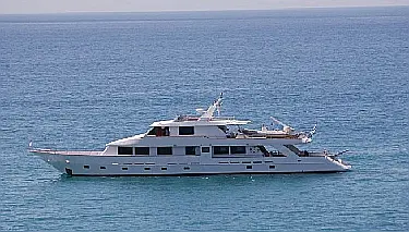 Perama Shipyards 102