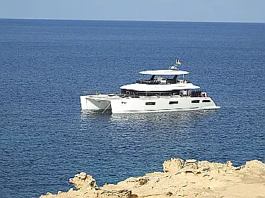 Lagoon 630 Power