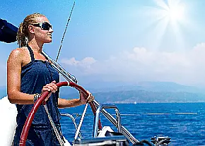 WEEKEND SAILING SCHOOL